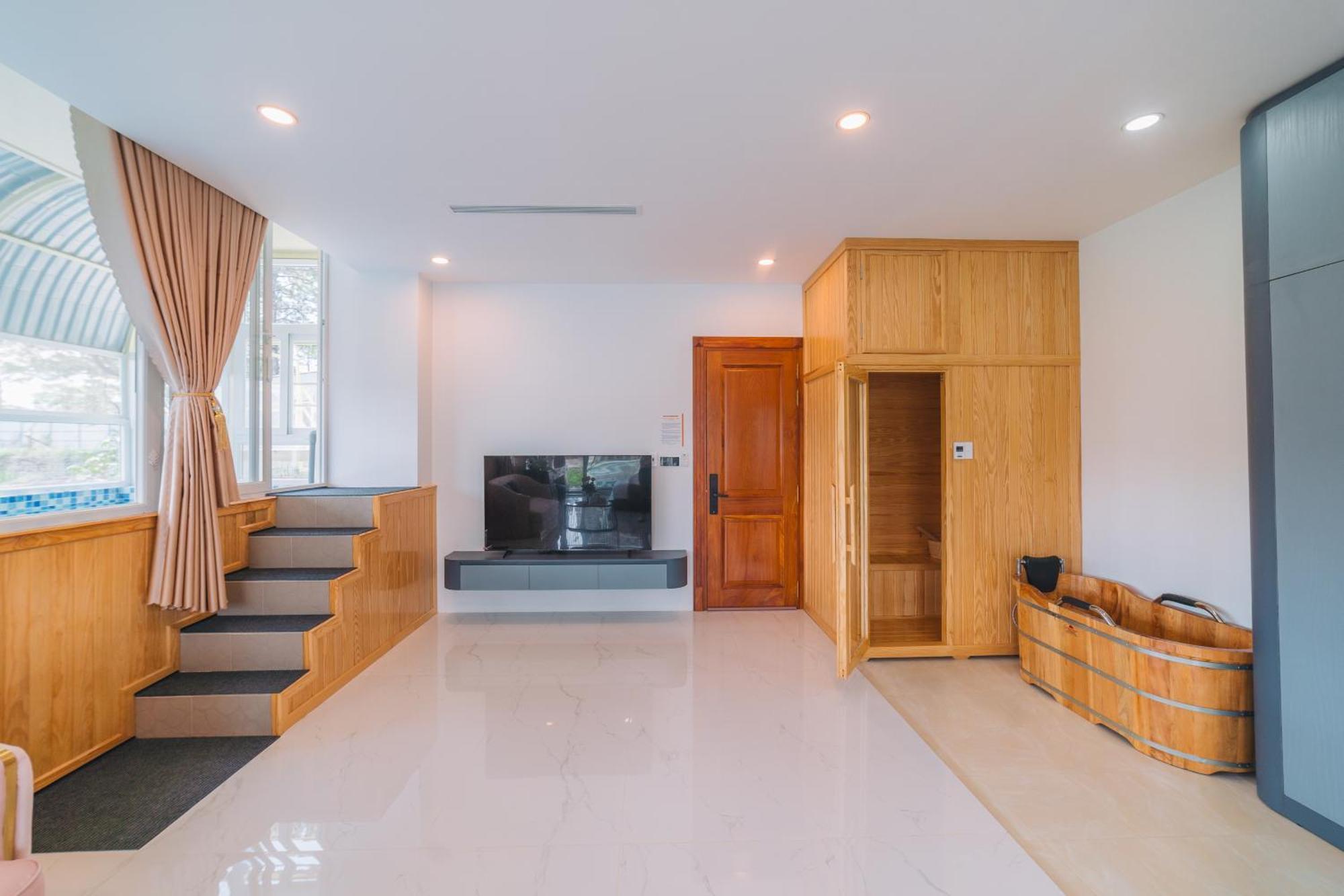 Quy Tai Premium Hotel Далат Экстерьер фото